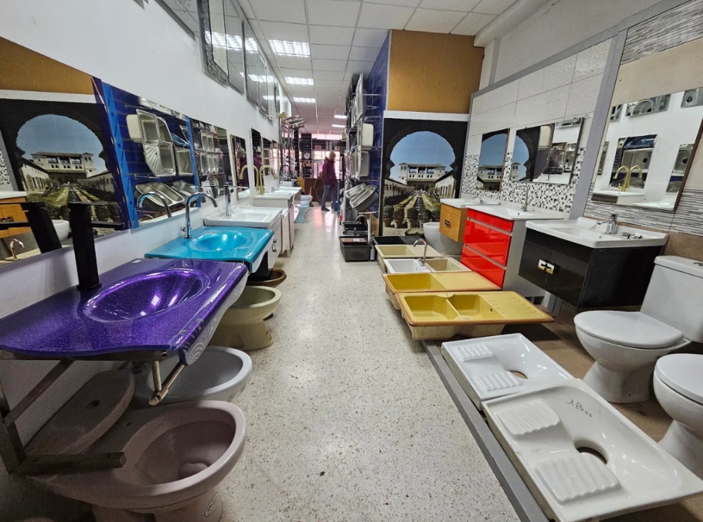 Intérieur du showroom Équipement OUNASSER